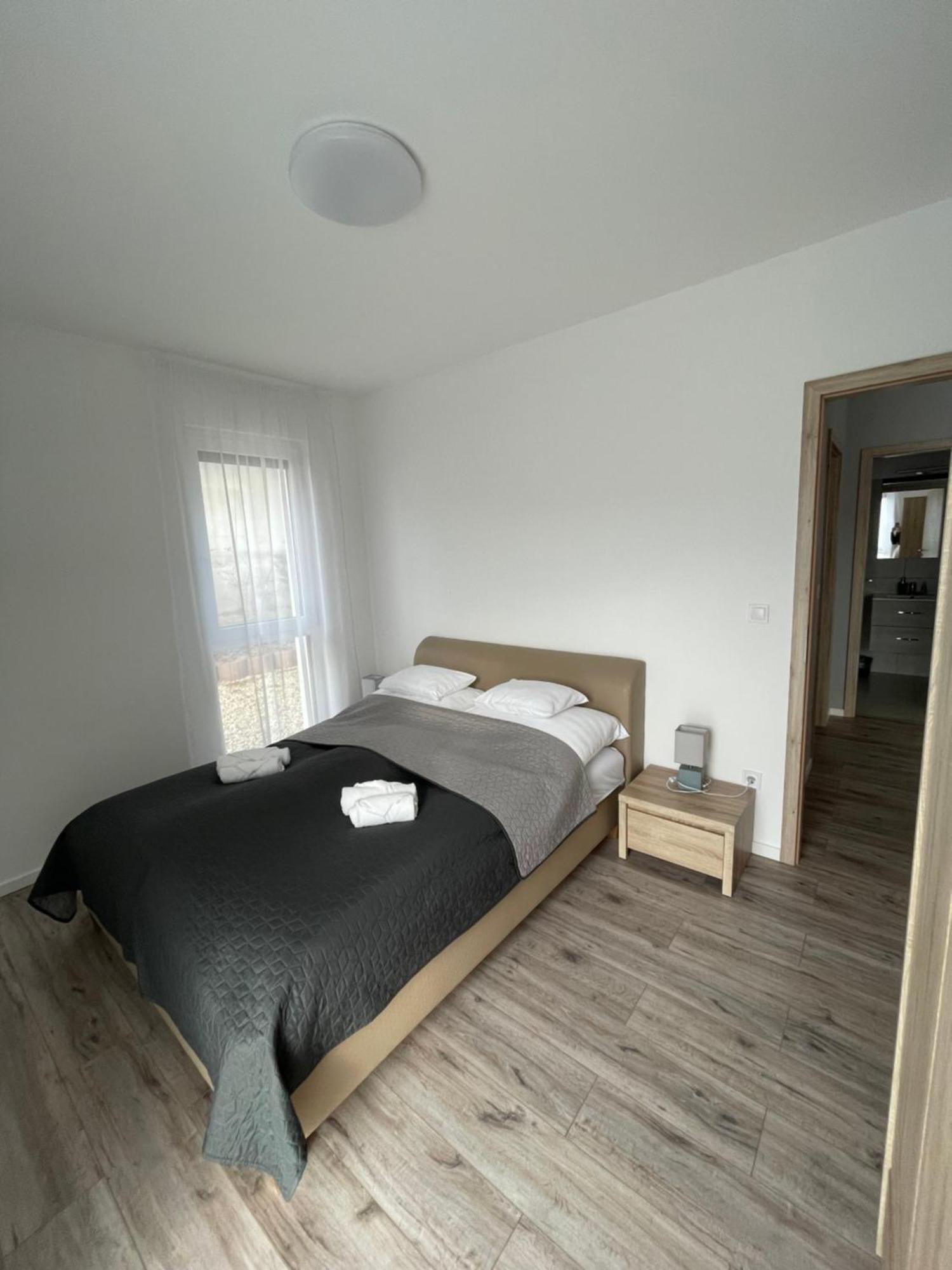 Paskom Apartmanhaz Nyergesujfalu Экстерьер фото